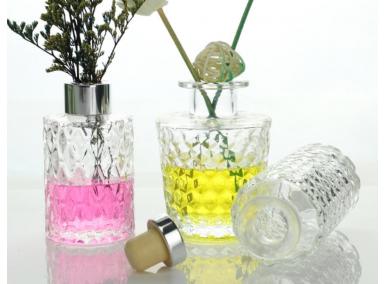 frascos de perfume de vidro
